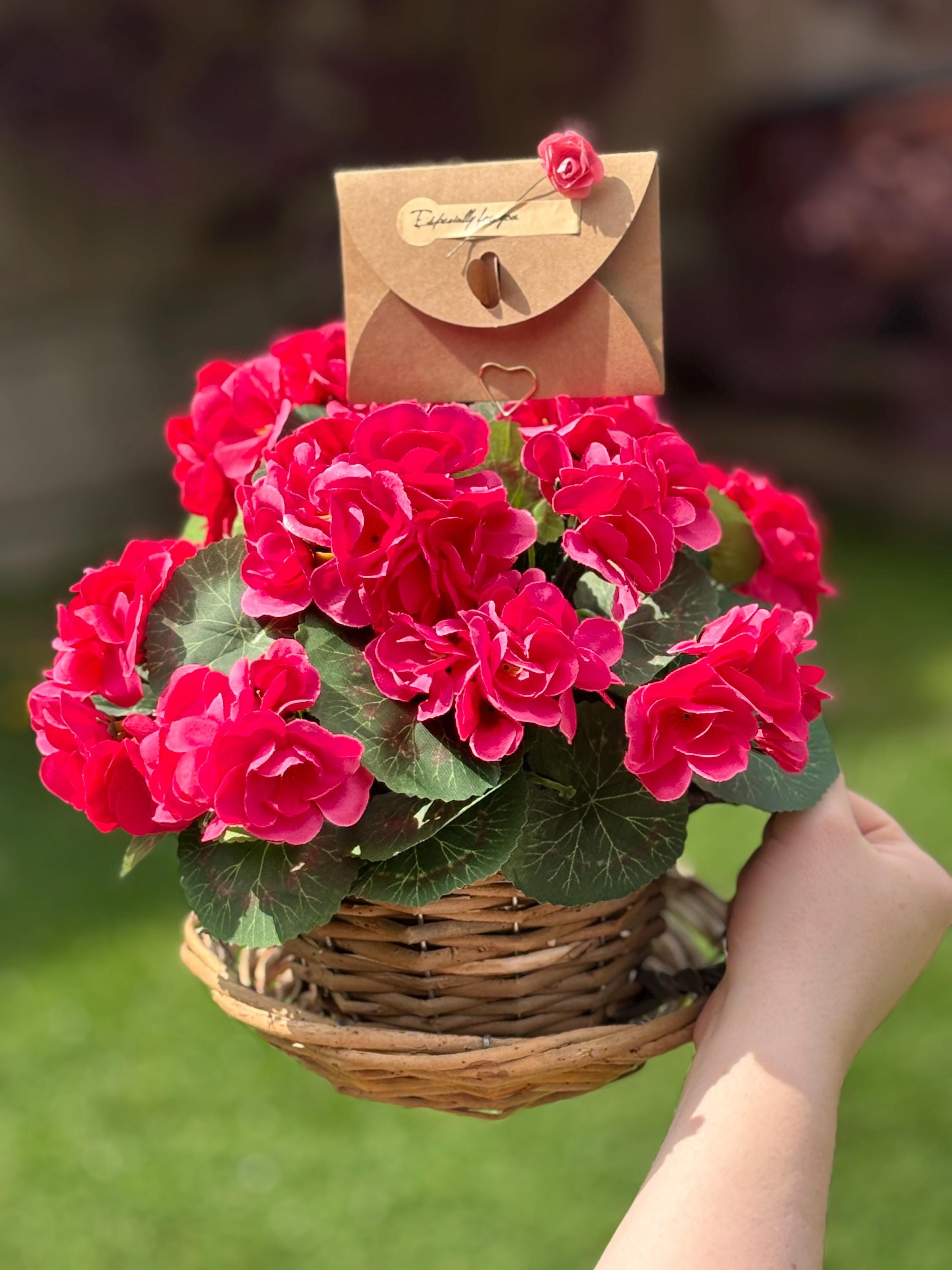 The Teacup - Fuscia Pink | Pink Geranium Artificial Flower Arrangement