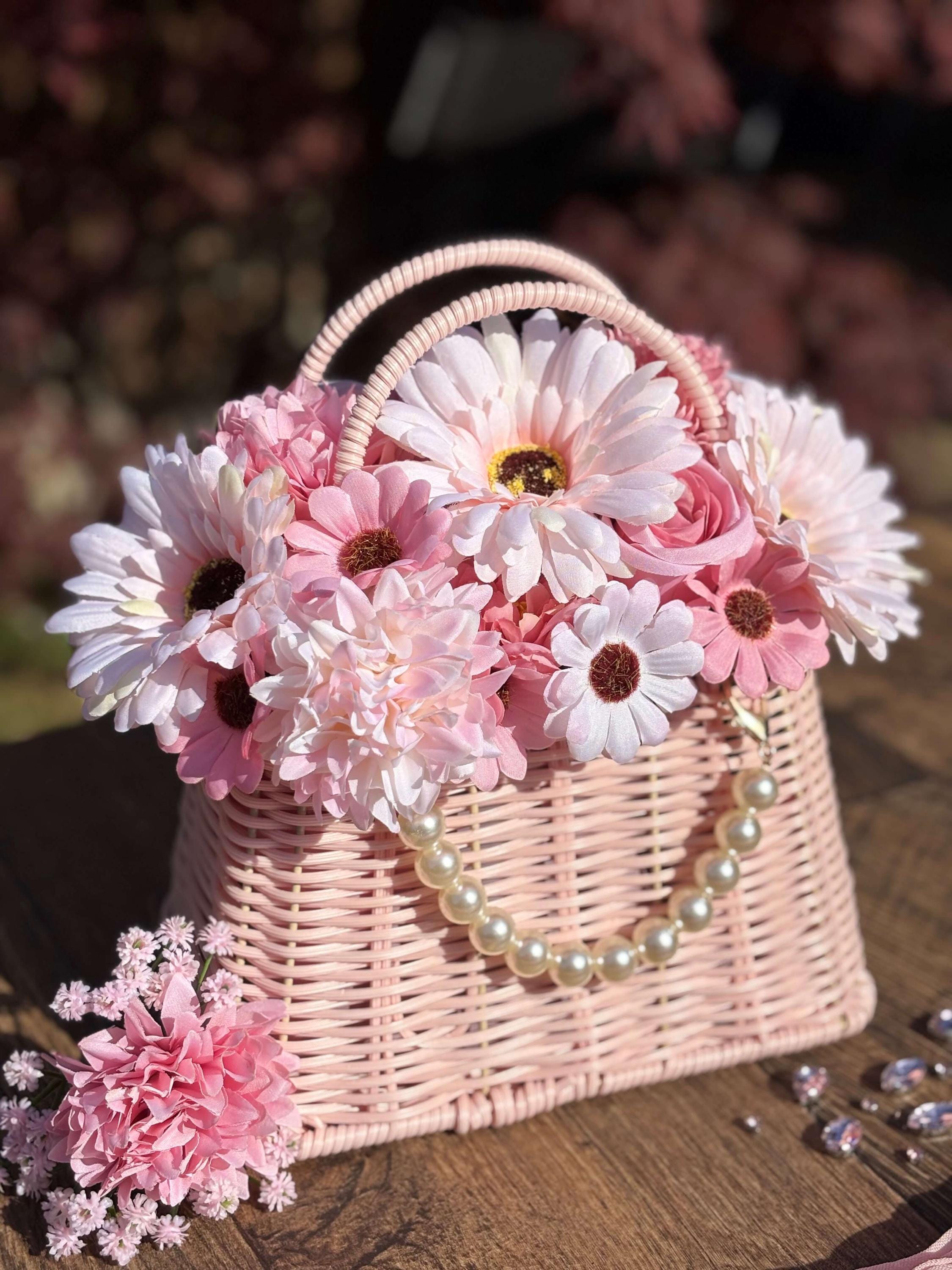 The Bloom Bag Deluxe - Rosé | Pink Artificial Flower Arrangement in Handbag With Pearl Decoration